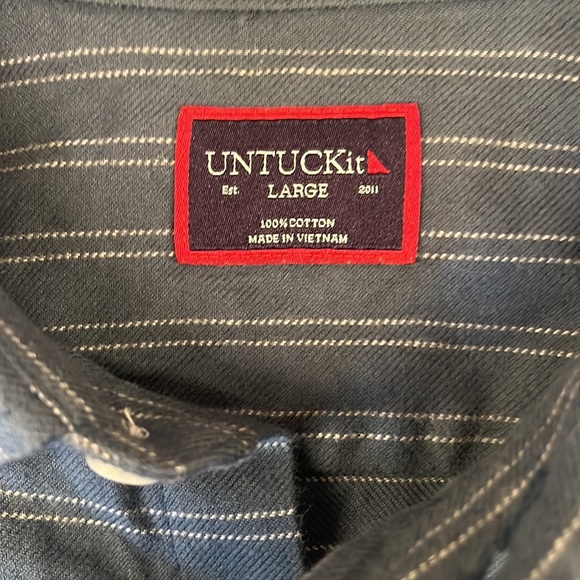 UNTICKit Button Down Shirt- Size Large - Picture 5 of 6